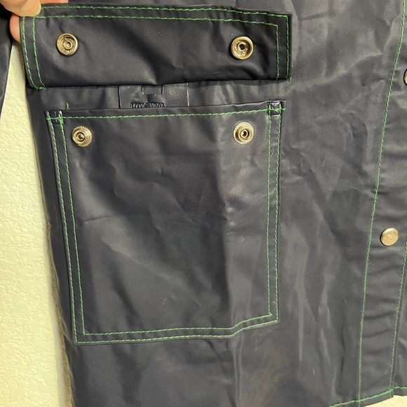 Vintage Vinyl Apple Green & Navy Retro Raincoat with Hood Drawstring Like New  M - Picture 12 of 16